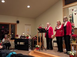 PICTURES &raquo; Special Services and Holiday Events